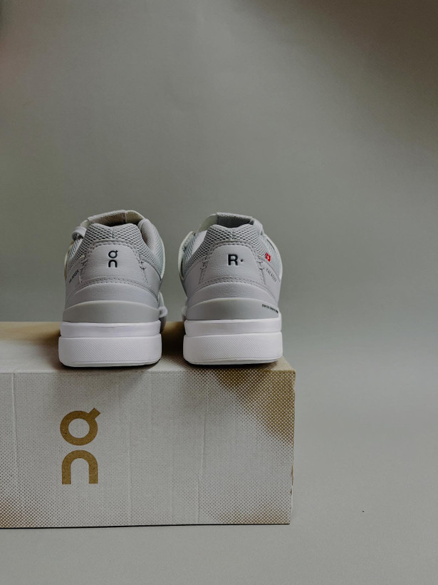 کتانی پیاده روی آنرانینگ مدل راجر کلود هاوس اورجینال 48.99406