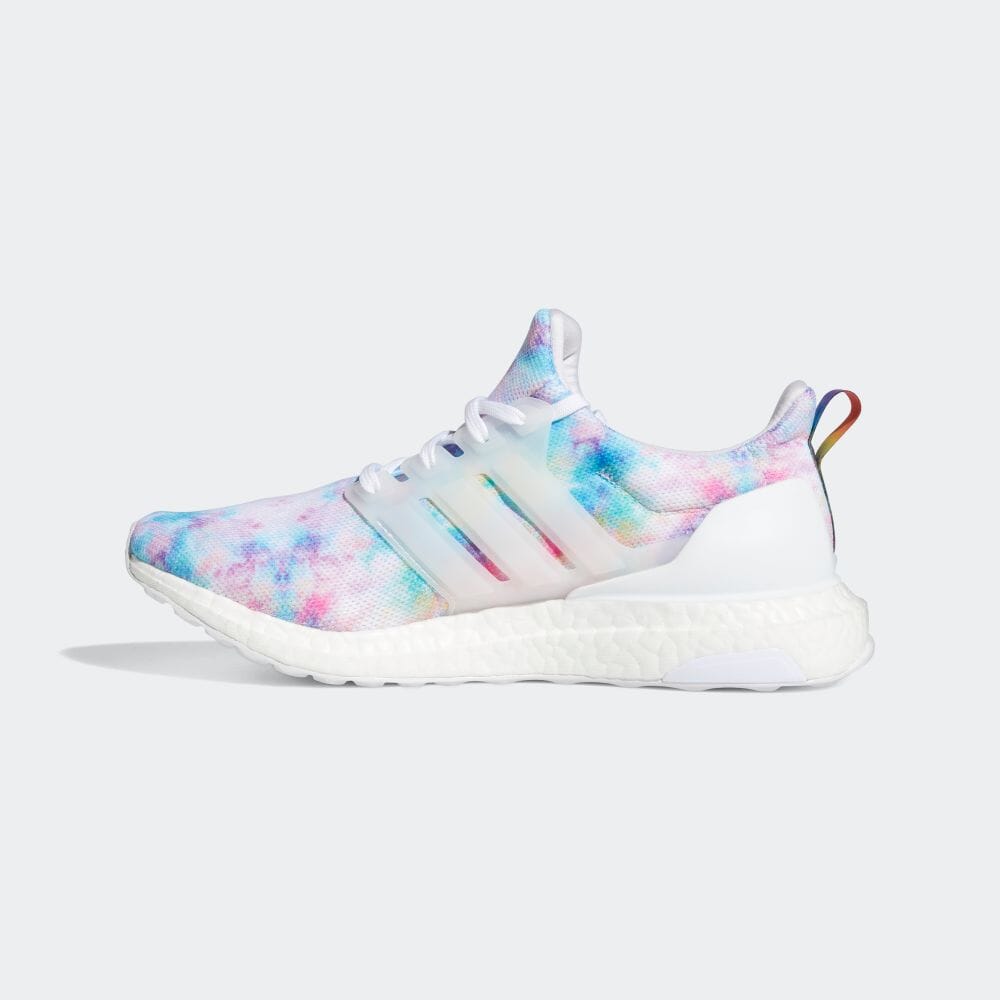 کتانی پیاده روی الترا بوست کفش آدیداس الترا بوست 4.0 Adidas UltraBoost 4.0 GZ7098 -