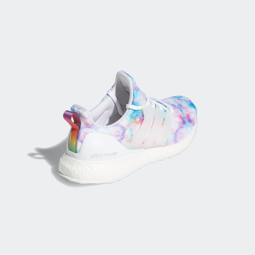 کتانی پیاده روی الترا بوست کفش آدیداس الترا بوست 4.0 Adidas UltraBoost 4.0 GZ7098 -